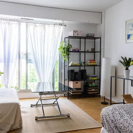 Cosy Close To Canal St Martin Apartment *